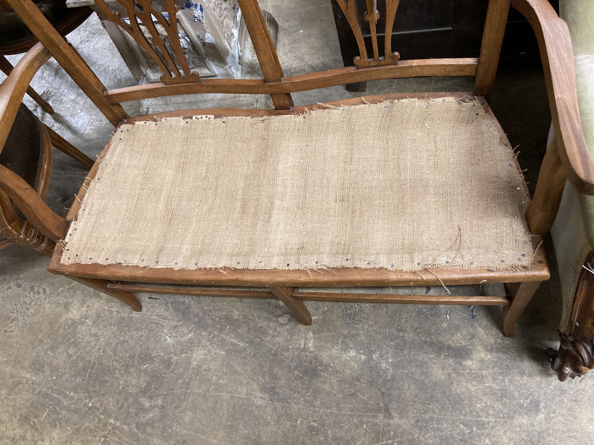 An Edwardian mahogany chair back settee, length 106cm